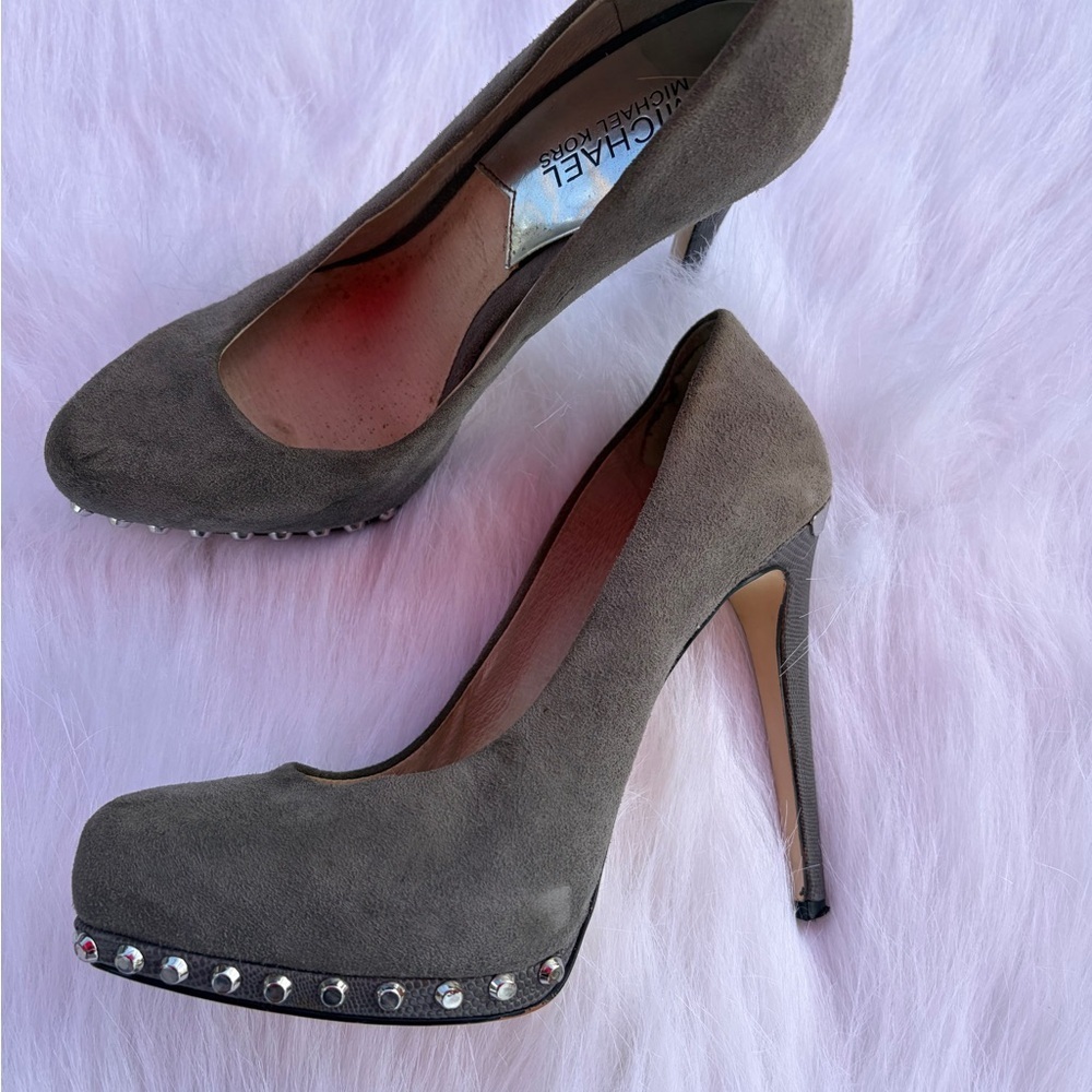 Michael Kors Women's Suede Gray Heels - Picture 3 of 8